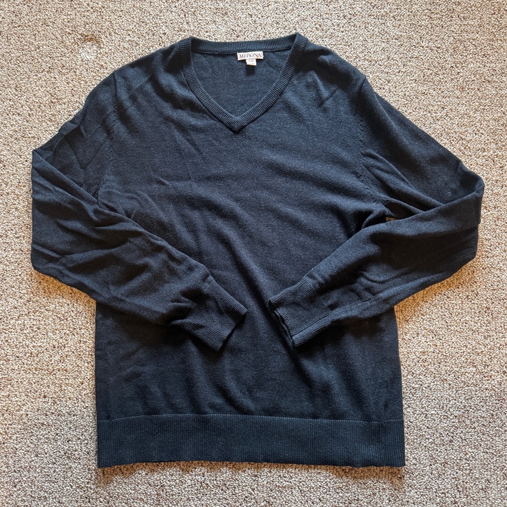 Black Merona V-neck sweater